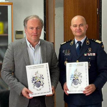 Câmara de Almeirim e GNR assinam protocolo para implementação de sistema de videovigilância na cidade