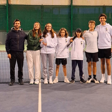 Tenista de Almeirim sagra-se campeã regional de pares em Sub16