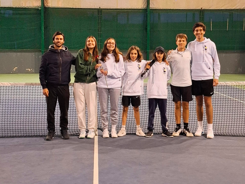 Tenista de Almeirim sagra-se campeã regional de pares em Sub16