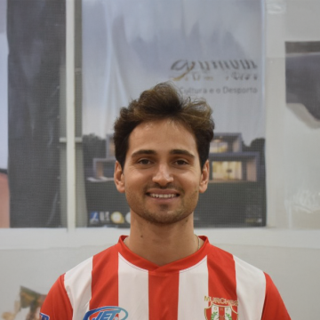 Diogo Neves pendura os patins no último jogo da temporada frente ao Sporting CP