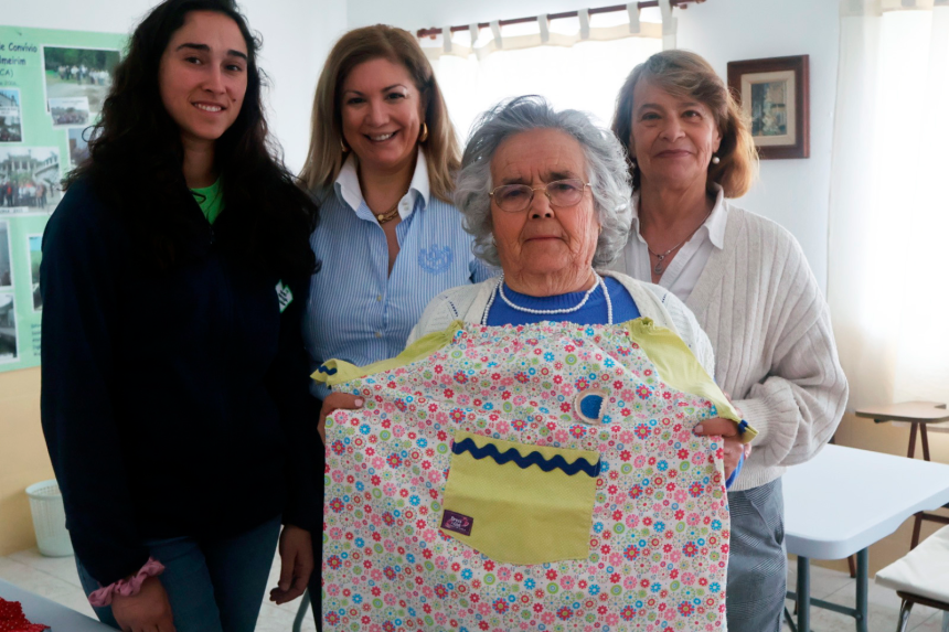 Projeto de Dress a Girl de Almeirim e do Centro Paroquial ajudam crianças em perigo em África
