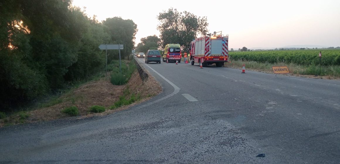 Colisão provoca um ferido junto à ponte da Vala