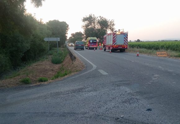 Colisão provoca um ferido junto à ponte da Vala