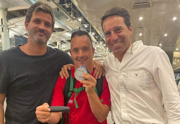 APPACDM recebe o nosso campeão