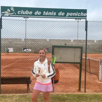 Tenista de Almeirim vence torneio