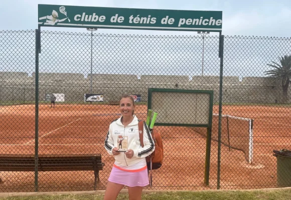 Tenista de Almeirim vence torneio