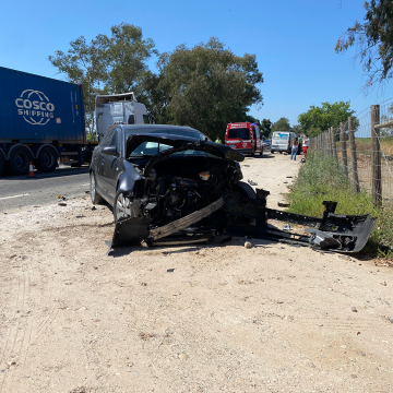 Colisão provoca dois feridos junto à Quinta da Alorna