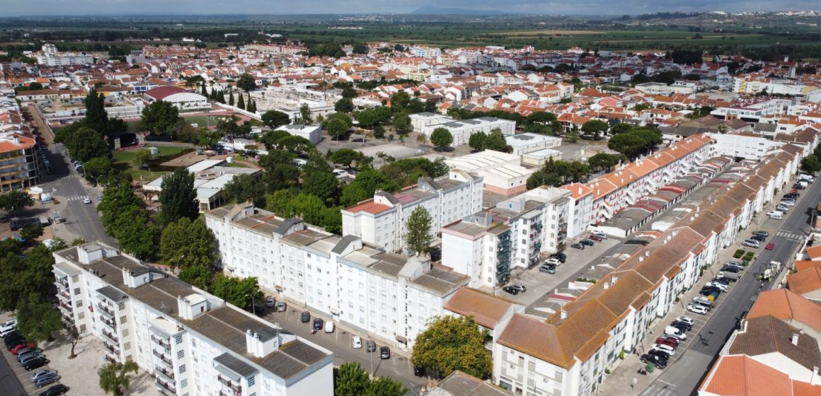 Almeirim entre os concelhos com habitação mais cara do distrito