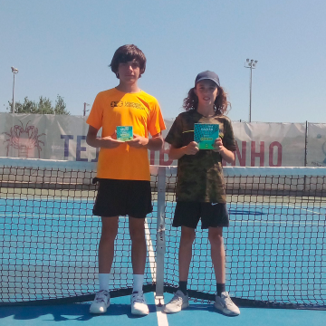 Tenistas dos 20kms Almeirim dominam Taça Gastão Elias