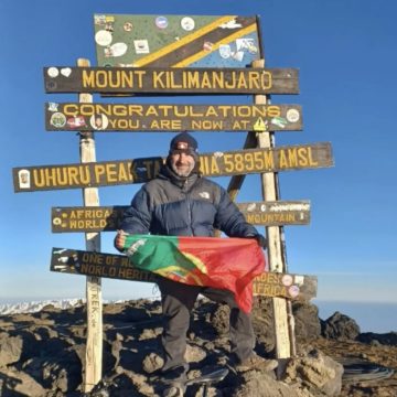 Pedro Bento conclui mais uma aventura solidária e chega ao topo do Kilimanjaro