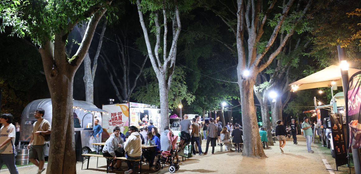 Street Food in. Str” anima Jardim da República até 24 de agosto