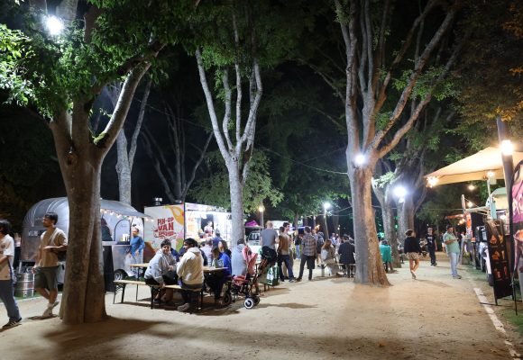 Street Food in. Str” anima Jardim da República até 24 de agosto