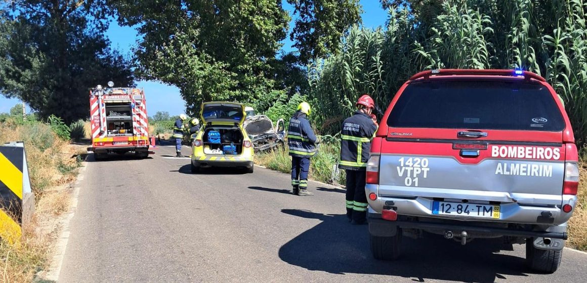 Despiste provoca um ferido na Estrada do Campo