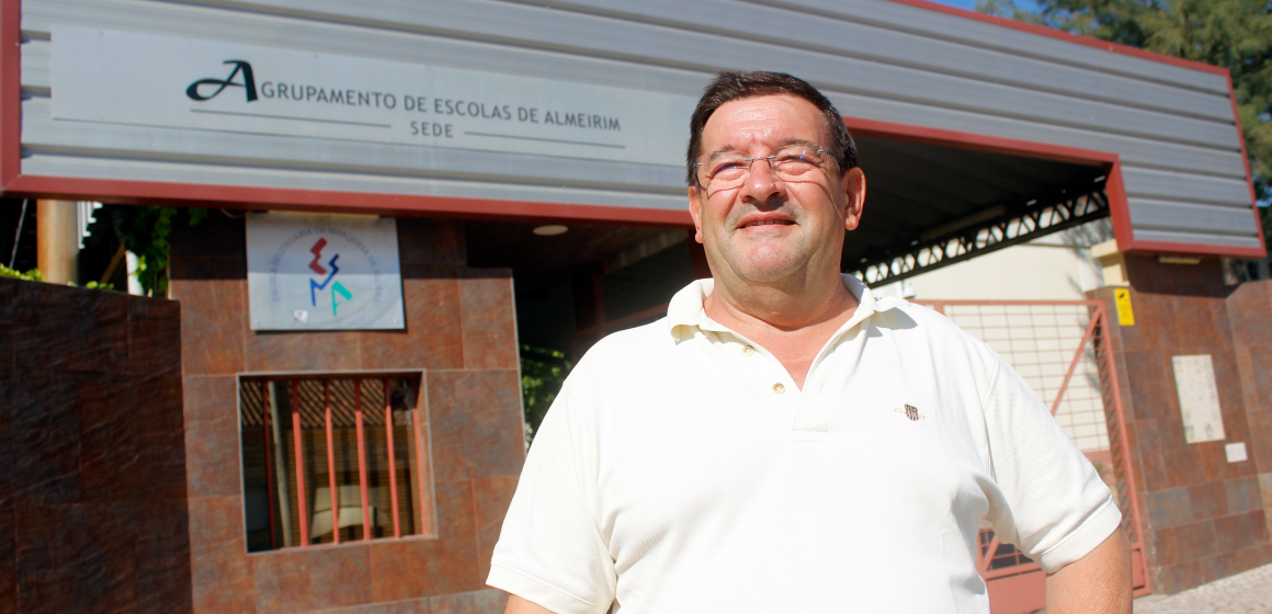 “Obras na escola secundária estão nas mãos da autarquia e do governo”