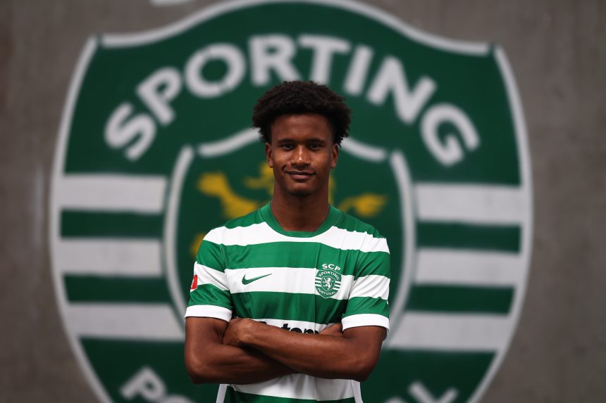 Craque de Almeirim renova contrato com o Sporting Clube de Portugal