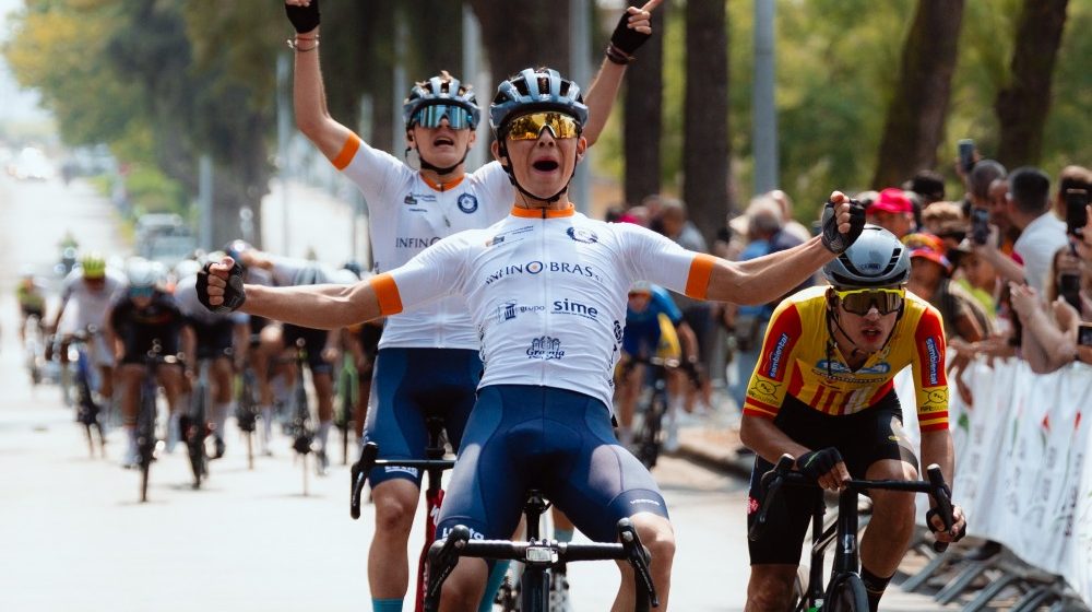 Jaume Ruiz vence em Almeirim na 1ª etapa da Volta a Portugal de Cadetes