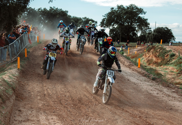 Troféu de Resistência de Motos 50cc regressa a Foros de Benfica