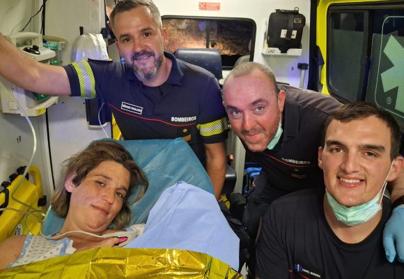 Bebé nasce em ambulância dos Bombeiros Municipais de Alpiarça