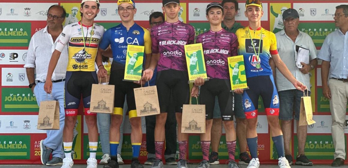 João Anunciação conquista prémio e destaca-se na Volta a Portugal de Juniores