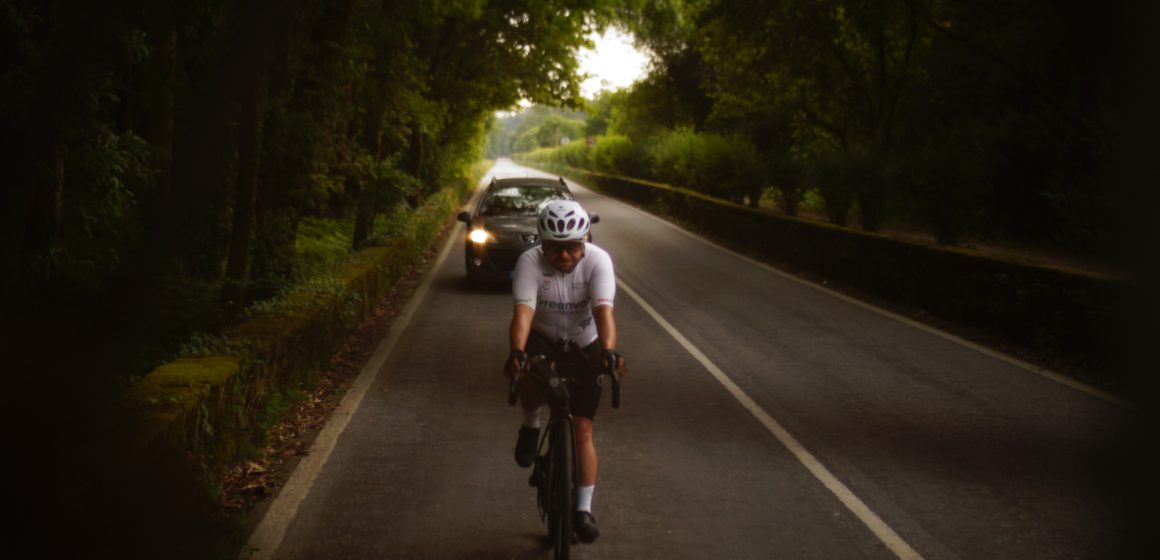 Ultramaratonista Tiago Cação passa por Almeirim em volta a Portugal para apelar à mobilidade sustentável