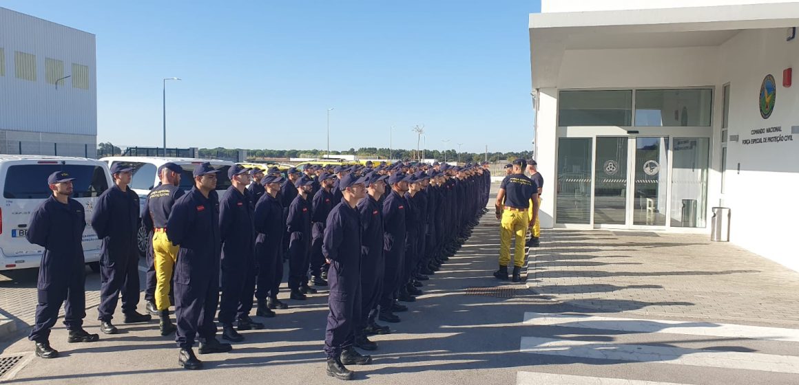 Novos recrutas iniciam estágio na Força Especial de Proteção Civil em Almeirim