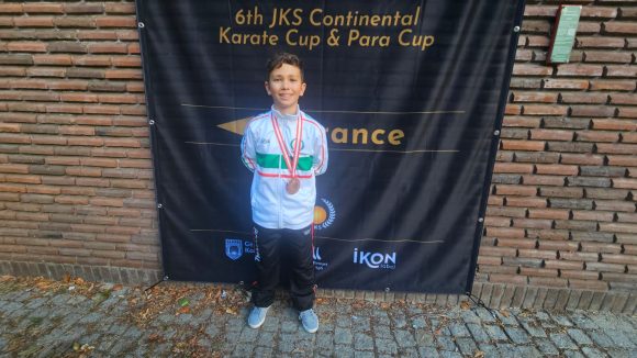 Salvador Carvalho conquista medalha de bronze na Taça Europeia de Karaté JKS