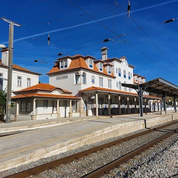 Atropelamento em passagem de nível provoca uma vítima mortal em Santarém