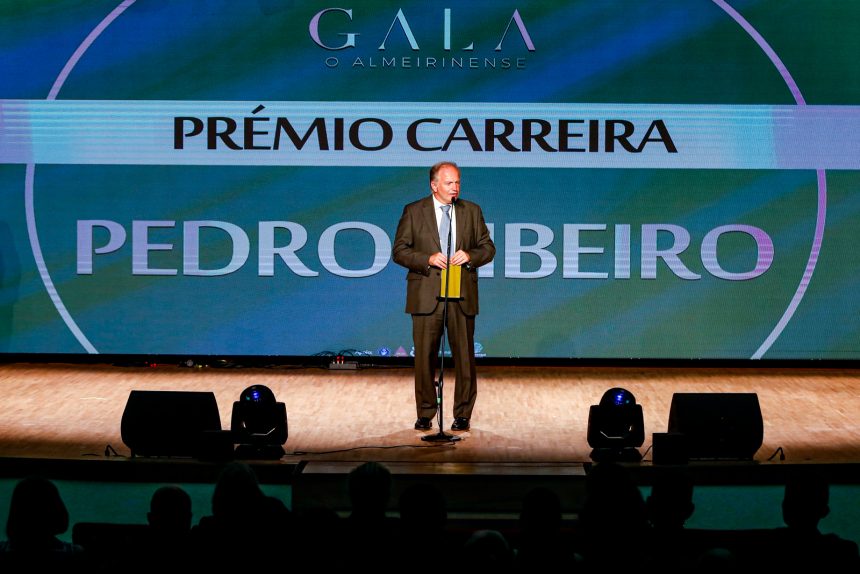 Gala O ALMEIRINENSE: Grande homenagem a Pedro Ribeiro com a entrega do prémio Carreira