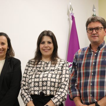 Ana Lopes toma posse como presidente da Junta de Freguesia de Benfica do Ribatejo Ana Lopes toma posse como presidente da Junta de Freguesia de Benfica do Ribatejo