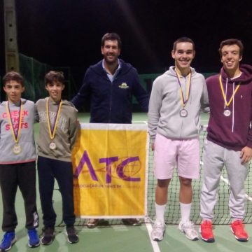 Artur e Gaspar Freire conquistam título de pares em torneio de Sub18 em Coimbra