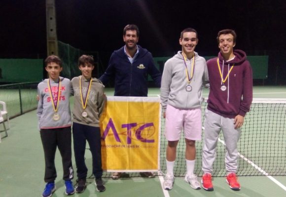 Artur e Gaspar Freire conquistam título de pares em torneio de Sub18 em Coimbra