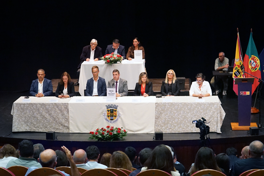 Última hora: Pelouros distribuidos na câmara de Almeirim Última hora: Pelouros distribuidos na câmara de Almeirim